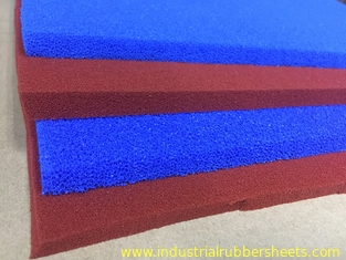 Open Cell High Temperature Silicone Rubber Sheet Cutting Surface 200psi Tensile Strength