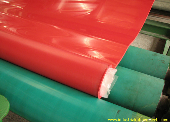 Red Gum Rubber Sheet with 35-60 Shore A Hardness 15-24Mpa Tensile Strength and 500%-740% Elongation for Industrial Use